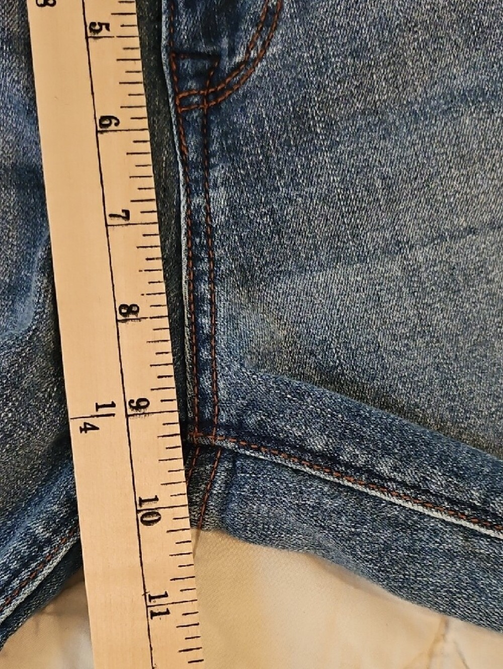 Curve Appeal Bermuda Shorts - Size 4/27 - Picture 4 of 7